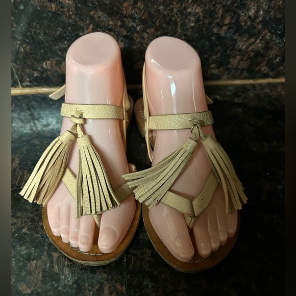 KATE SPADE clorinda leather flat tassel sandal size 5.5 - Picture 1 of 7